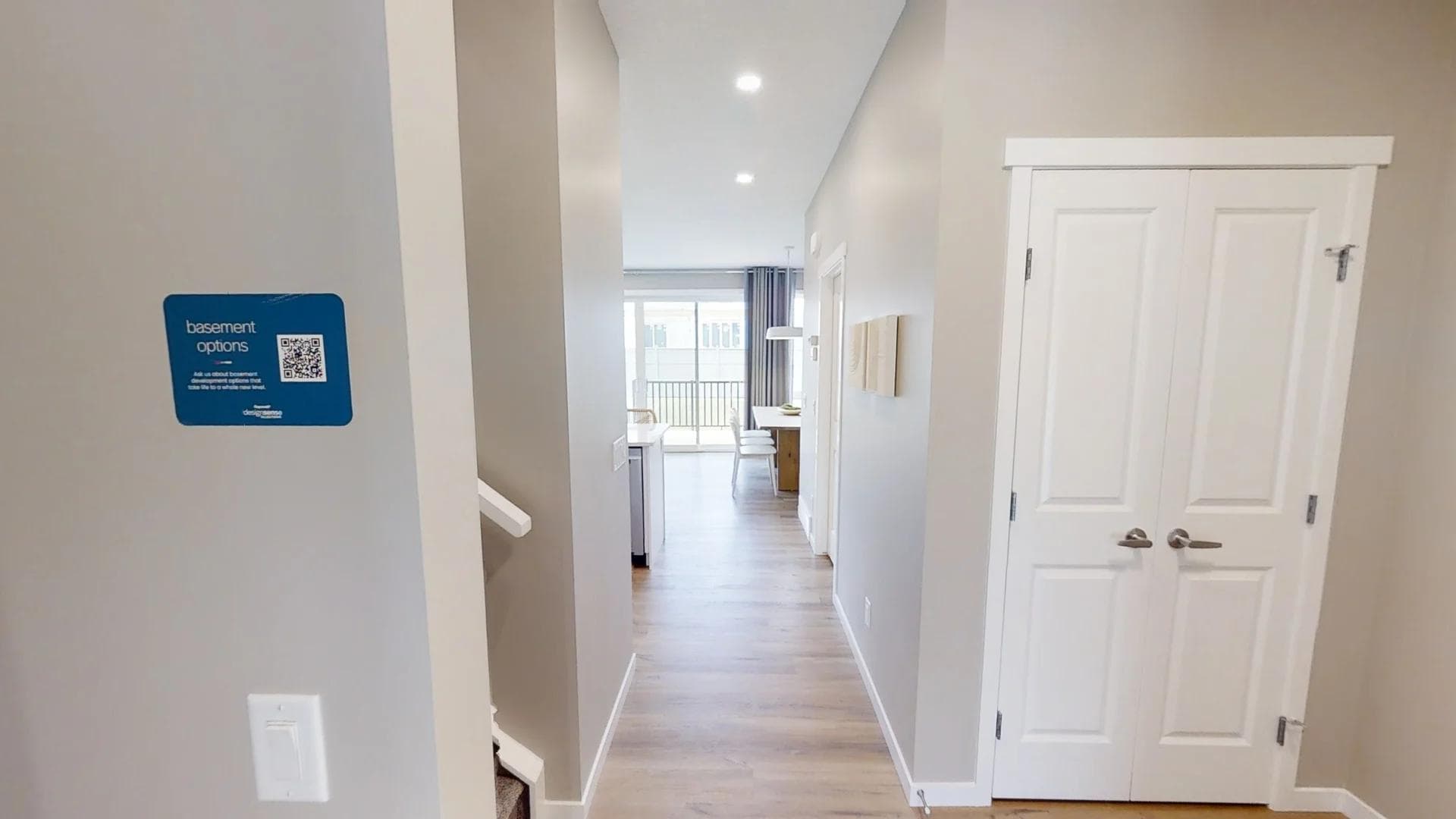 astrid virtual tour in mahogany